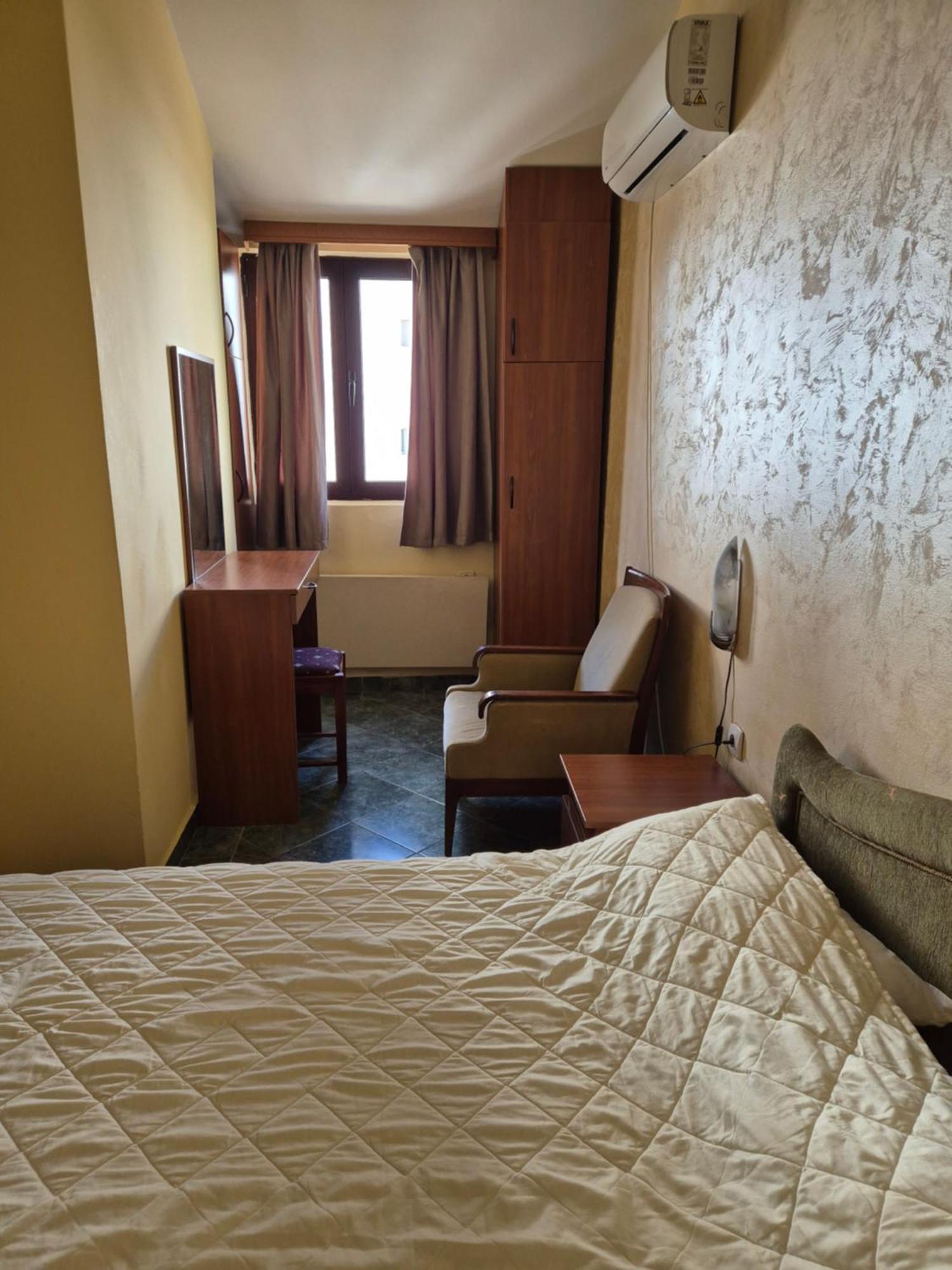 Mali Milocer Bay Accommodation Sveti Stefan Kamer foto