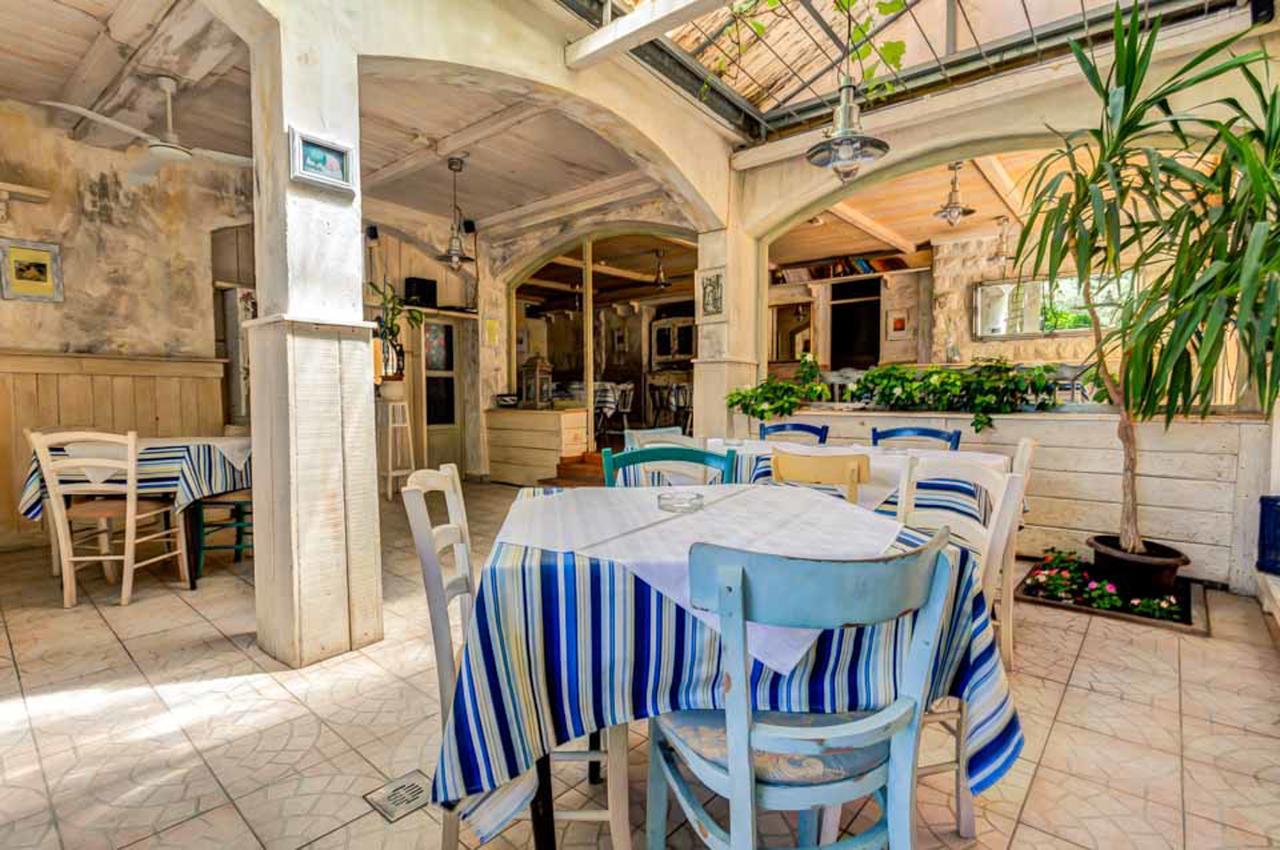 Mali Milocer Bay Accommodation Sveti Stefan Buitenkant foto